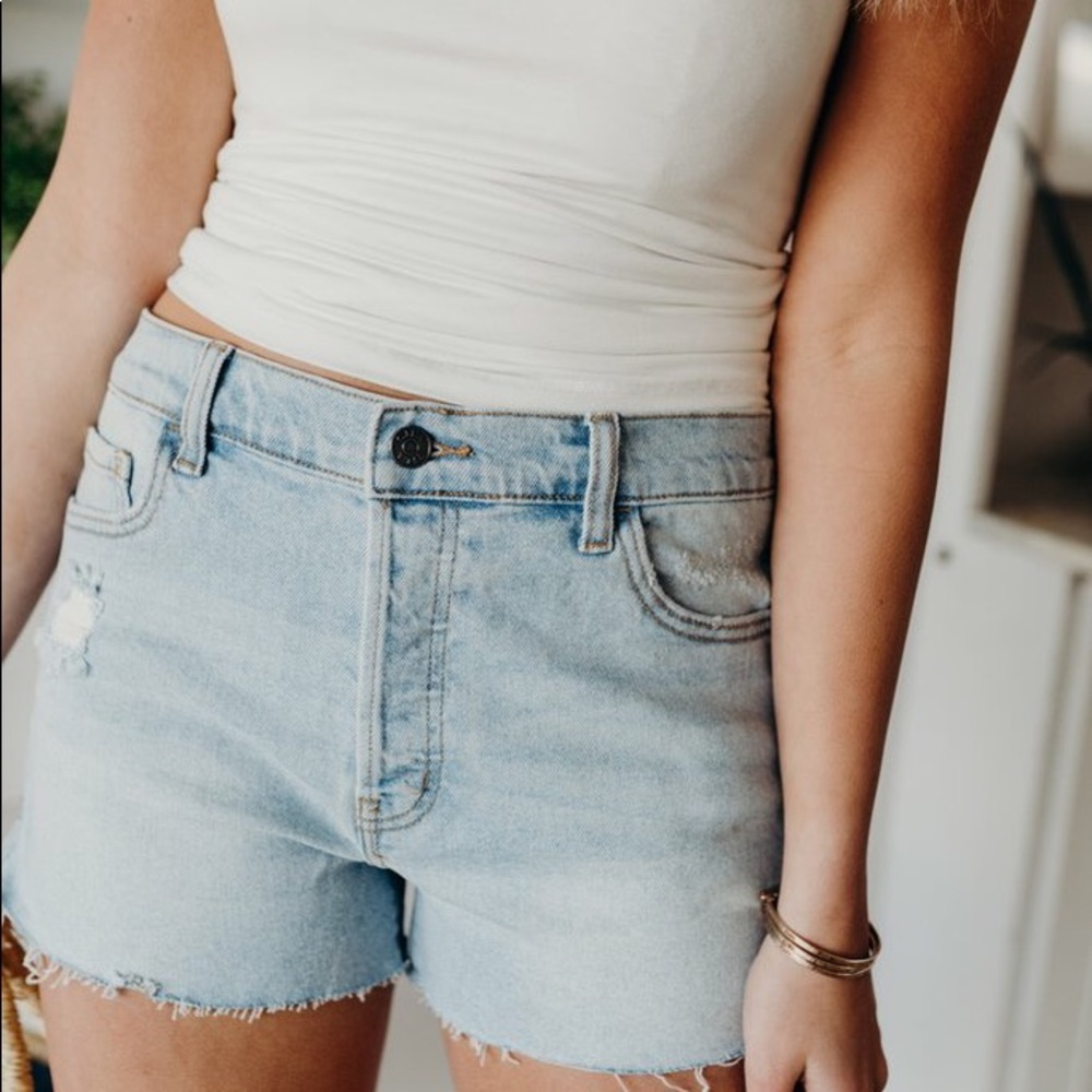 Carly Jean Los Angeles Clementine Shorts